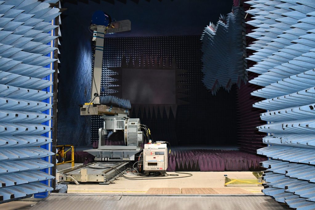 Section 2 - Products - Antennas Photo